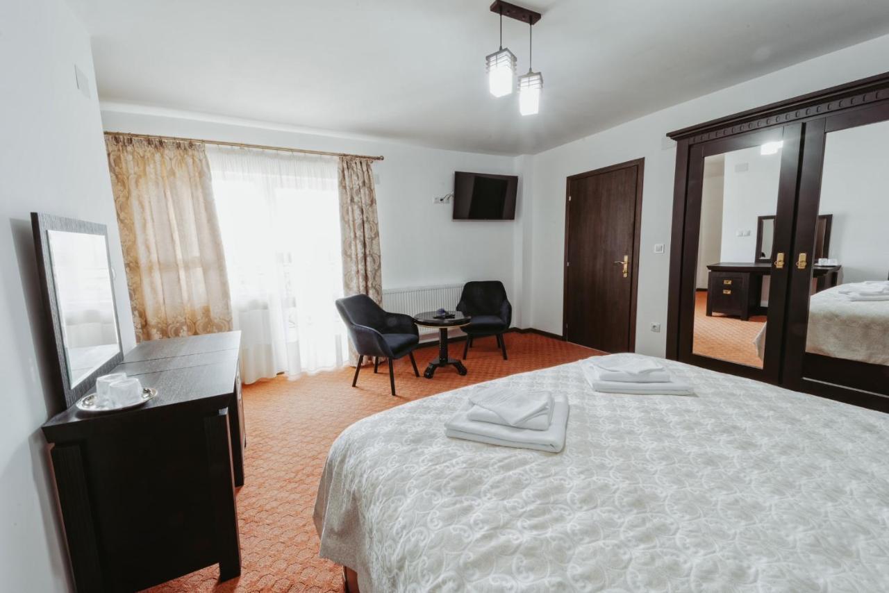 Complex Turistic Constantin Bucovina Hotel Câmpulung Moldovenesc Buitenkant foto